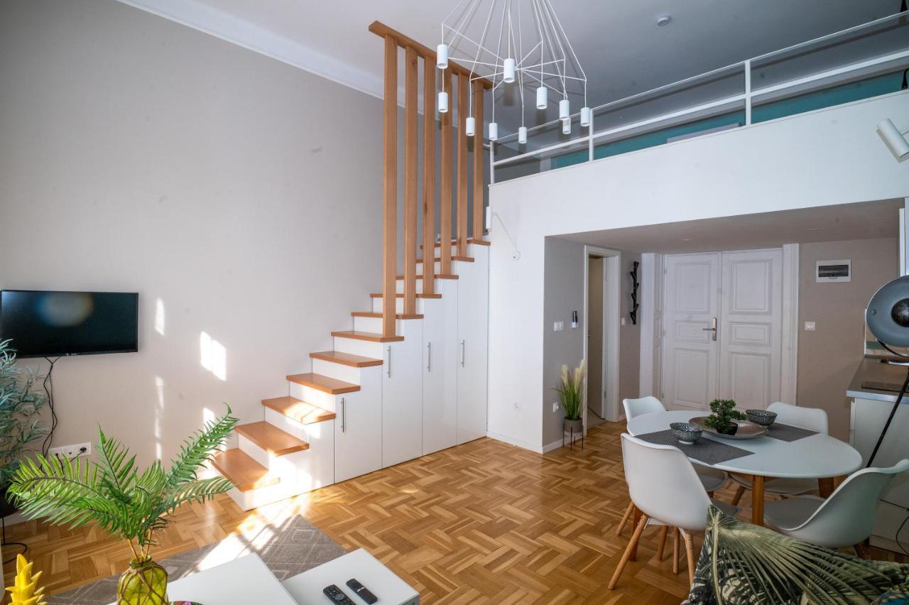 Palms Apartment *